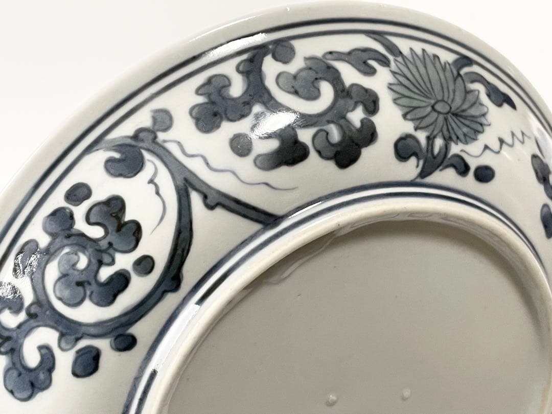 古伊万里　染付　双龍図　竜図　花唐草　皿　古染付　青花　アンティーク　骨董　辰年