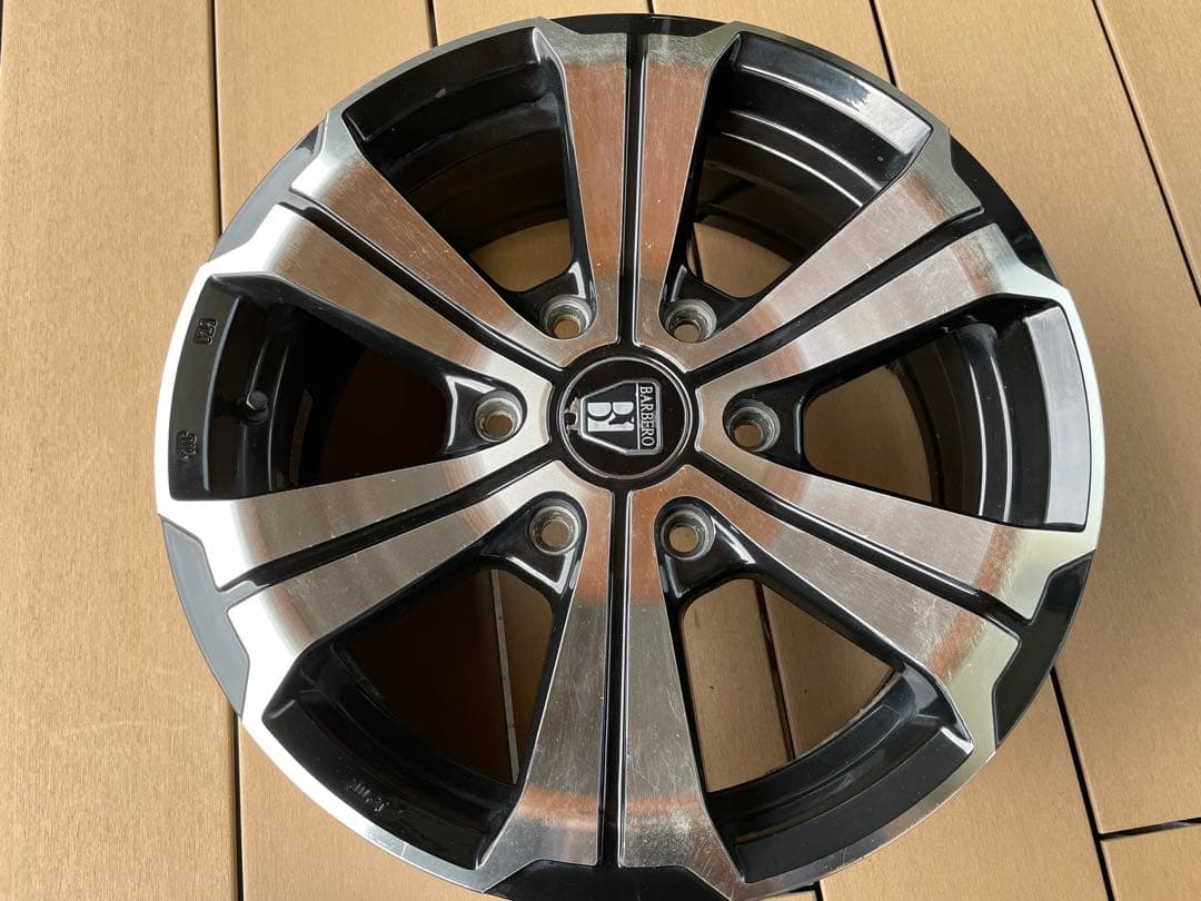 あBARBERO バルベロ アーバングランデ 17インチ ホイールのみ4本