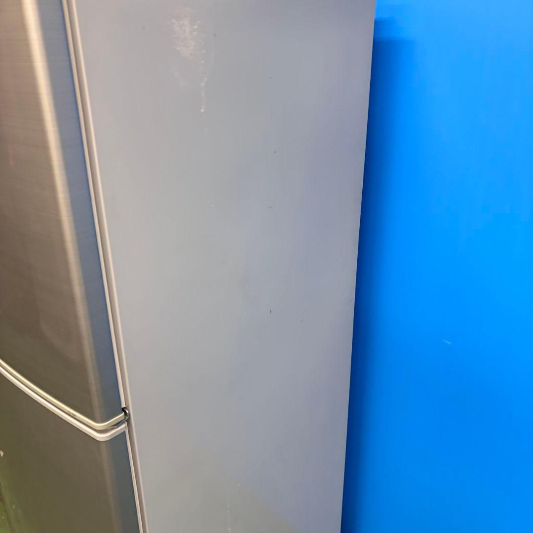 570 SHARP　中型冷蔵庫　小型　200Ｌ以上　290Ｌ　小型　一人暮らし