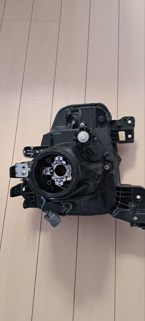 HA36S　アルトワークス ヘッドライト 2個セット 取り付けブラケット欠けあり