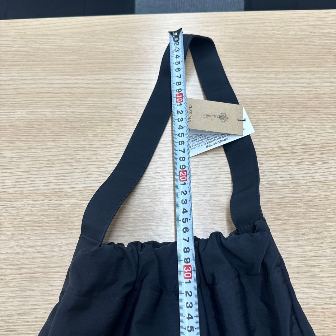 クレドランナイロンブラック　ショルダーバック新品・未使用品・タグ付き