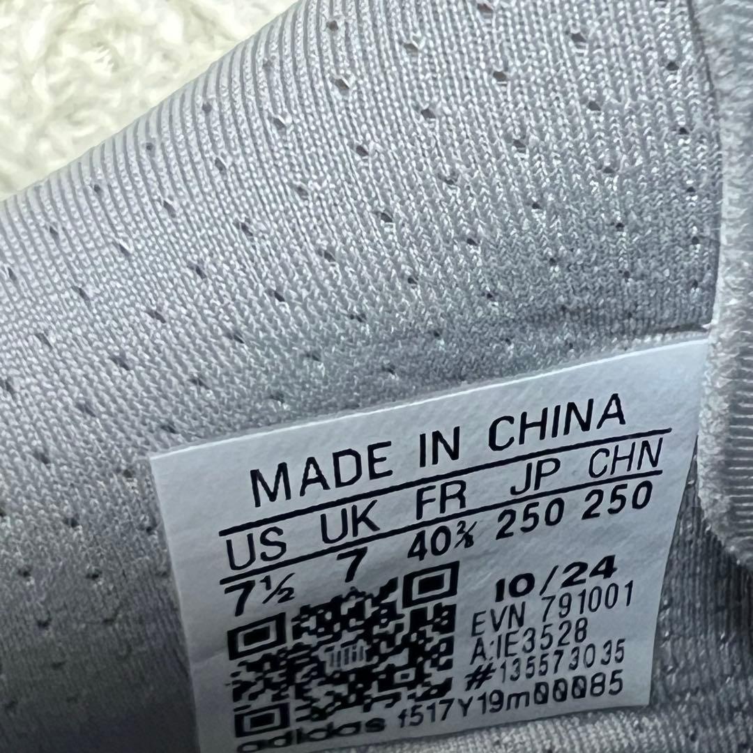 新品】アディダス アディゼロ ZG スパイクレス ホワイト メンズ サイズ25㎝