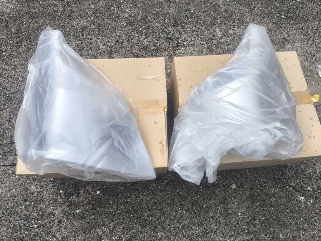 新型キャンター 純正 メッキ コーナーパネル 左右セット