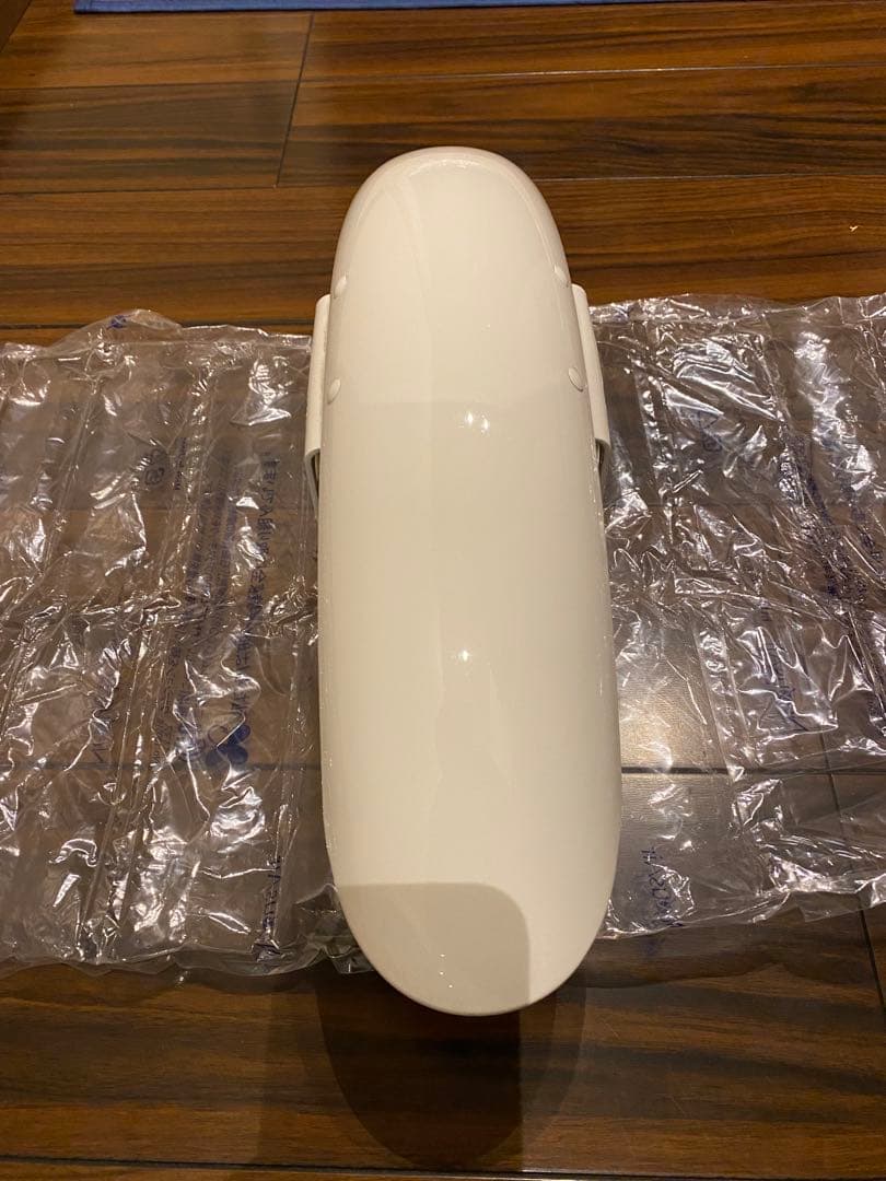 美品！ハーレーxl1200ns純正タンク・フロントリアフェンダーセット白