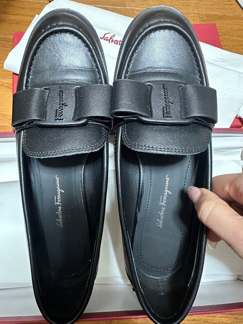 美品　定価126,500円ドゥロワー drawer 購入　フェラガモ　ローファー