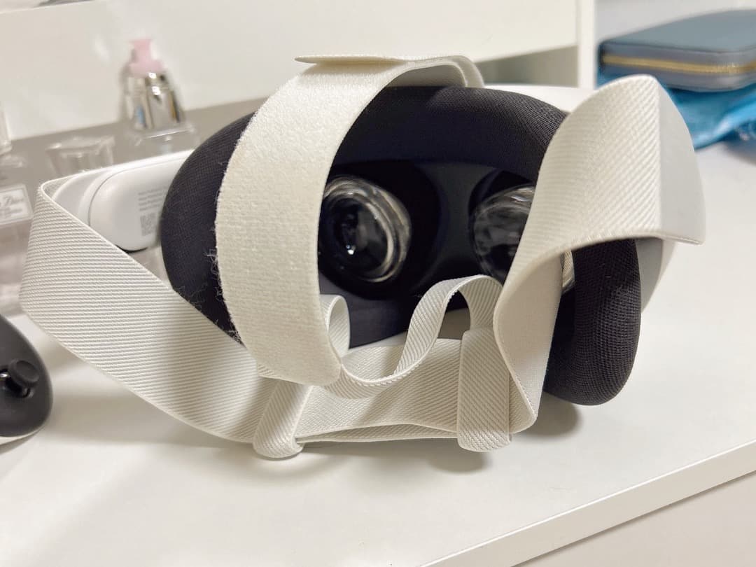  Quest 3S 128GB VRヘッドセット コントローラー付き