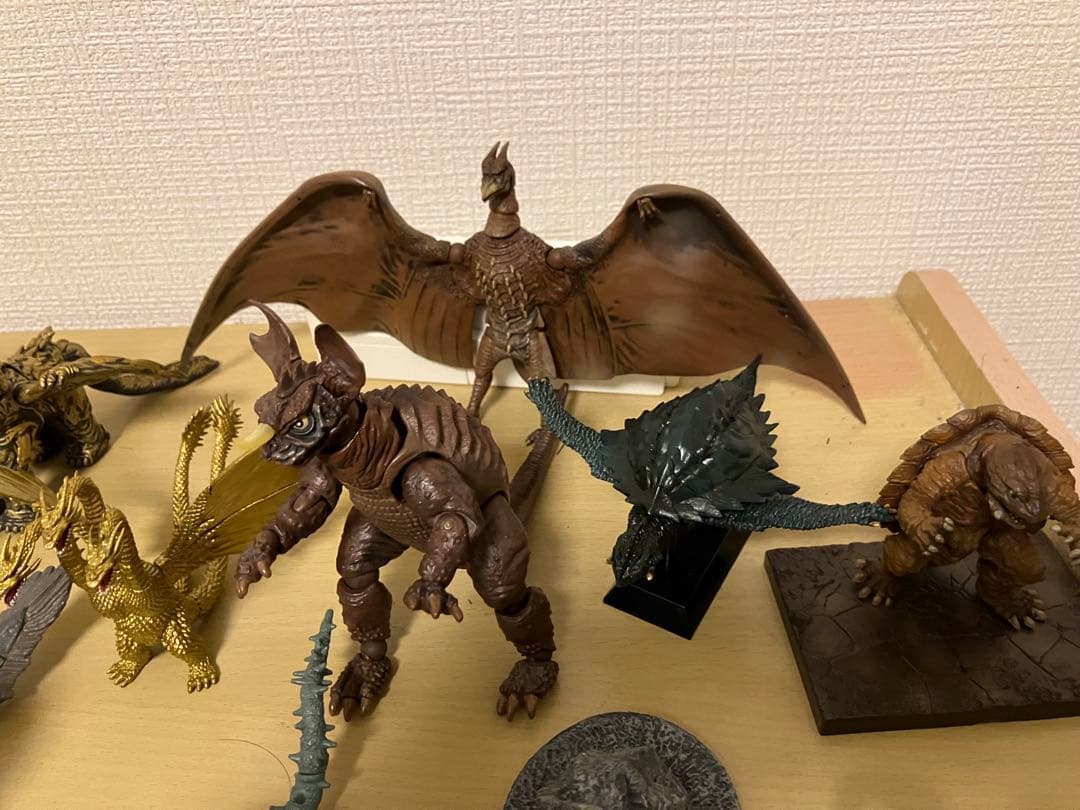 （値下げ）ゴジラ・ガメラ HG ガチャガチャ その他シリーズ 約80体セット