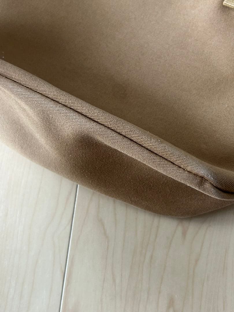 Brady ブレディ　avon