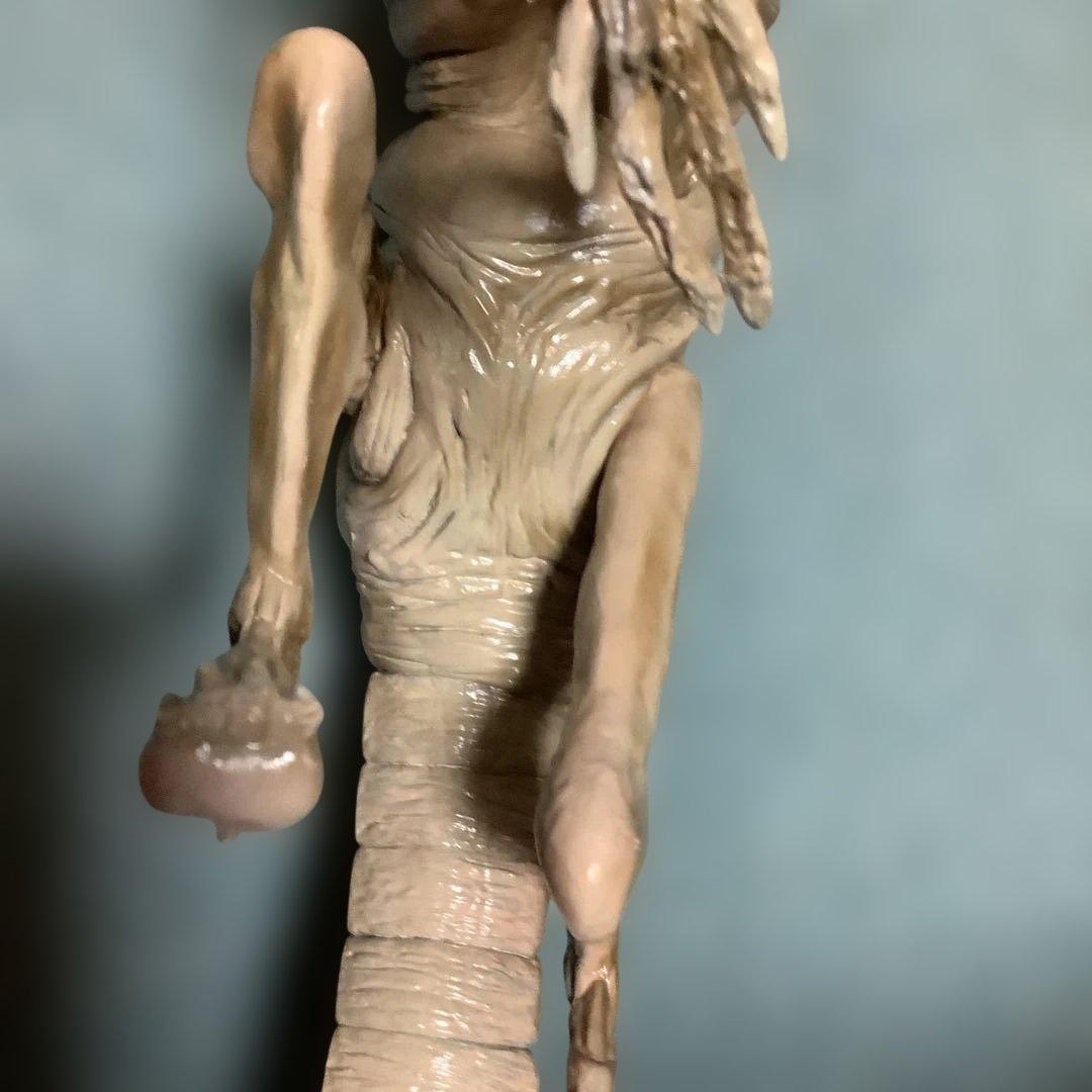 エイリアン★ソフビ★ガレージキット★クイーンチェストバスター★ALIEN★完成品