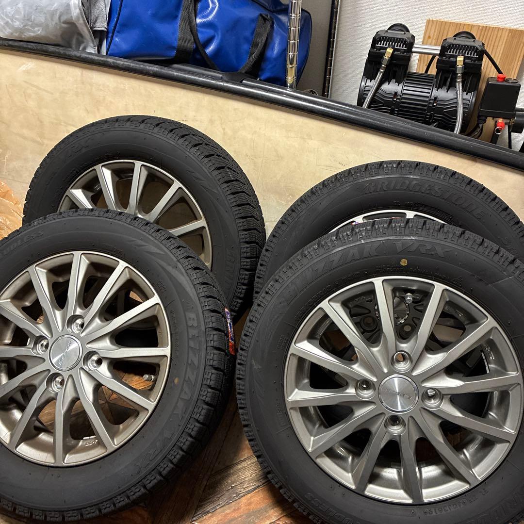 【スタッドレス】ブリヂストン VRX 13インチ ホイールセット