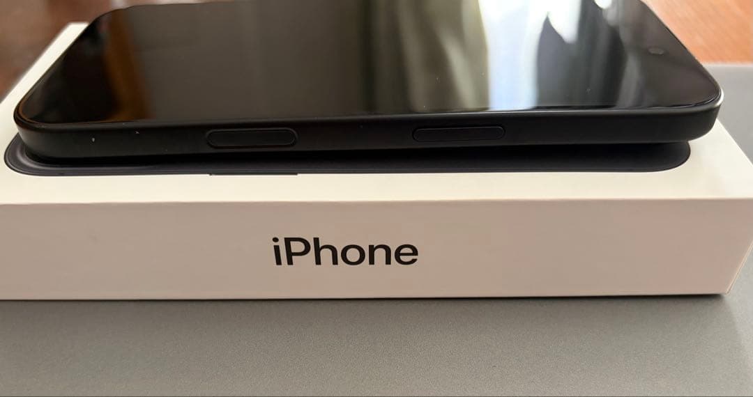 iPhone16 128GB ブラック