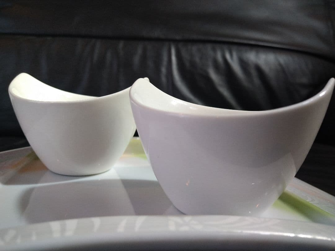 ♥高級皿・【美濃焼 ・名作良峰作】♥花柄・銀彩ラメ浮かし銀彩ウエーブデザイン4皿