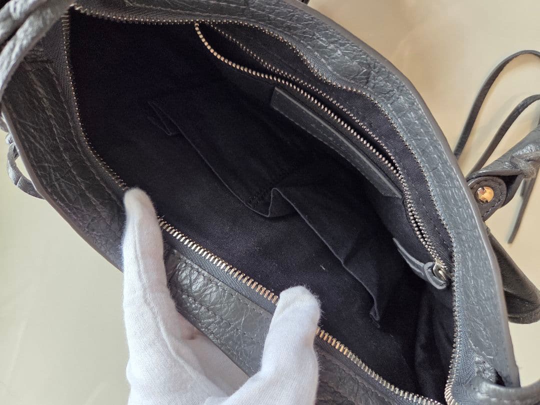 バレンシアガ クラシックシティ レザー グレー ミラー付き 2way