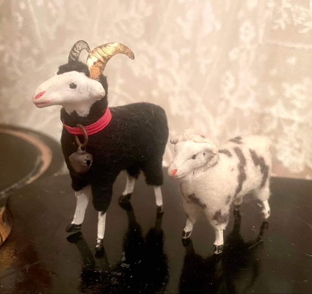 【レア】ブチ模様ミニ羊 シープ オブジェ フィギュア フランスアンティーク