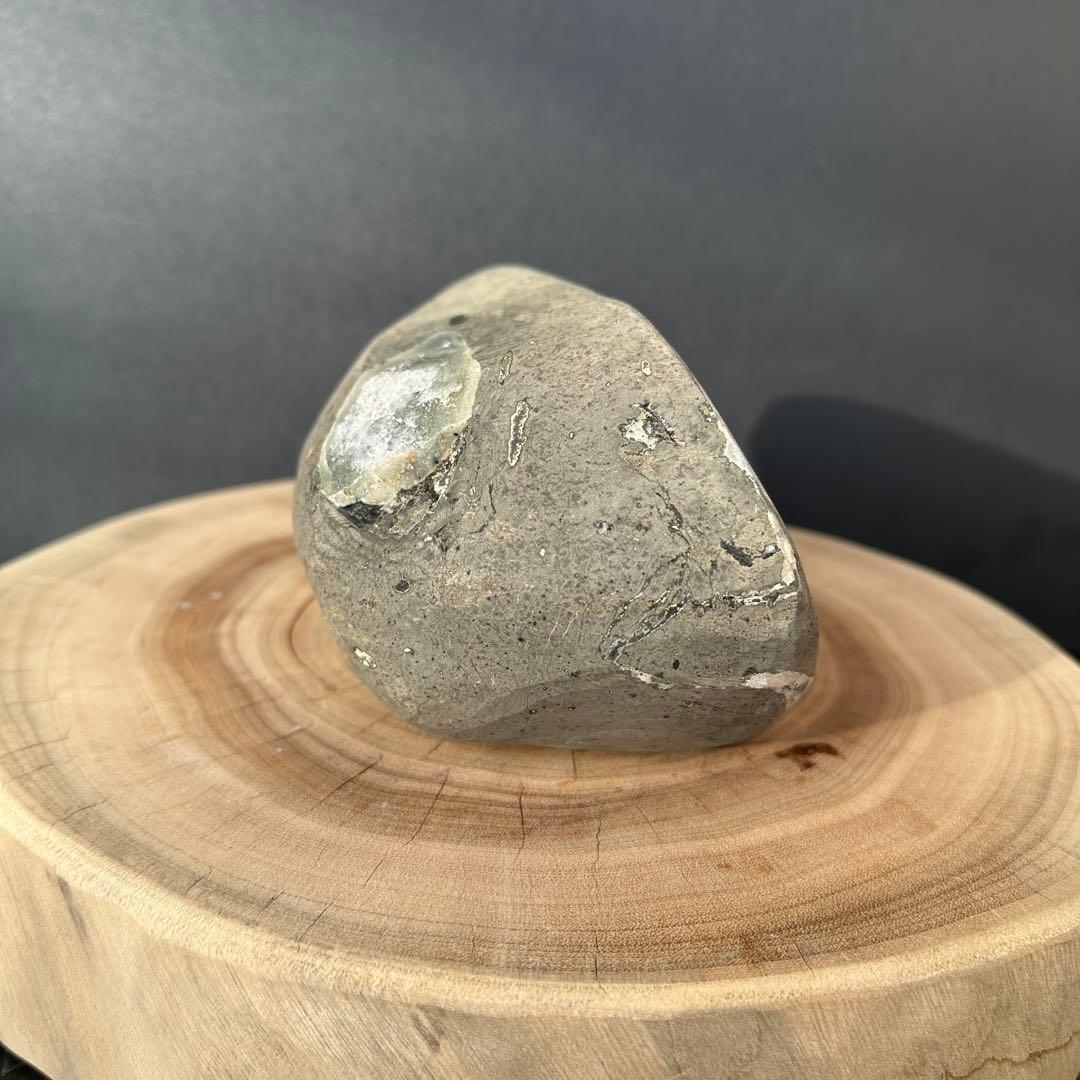 ウルグアイ産❣️天然石 シュガーグリーンアメジストのドーム　置物G.148