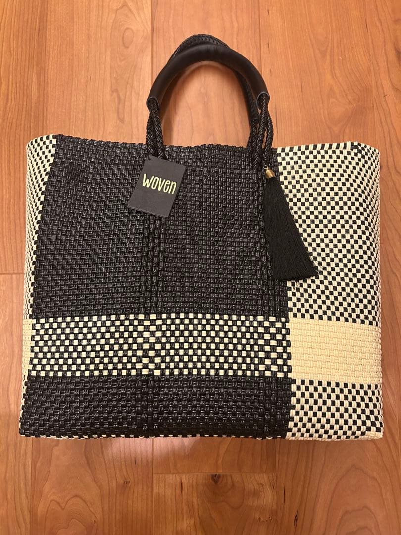 WOVEN 黒白チェック トートバッグ