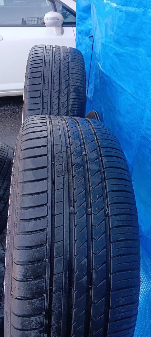 ロクサーニ マルチフォルケッタ　MS3 21インチ タイヤホイール4本セット