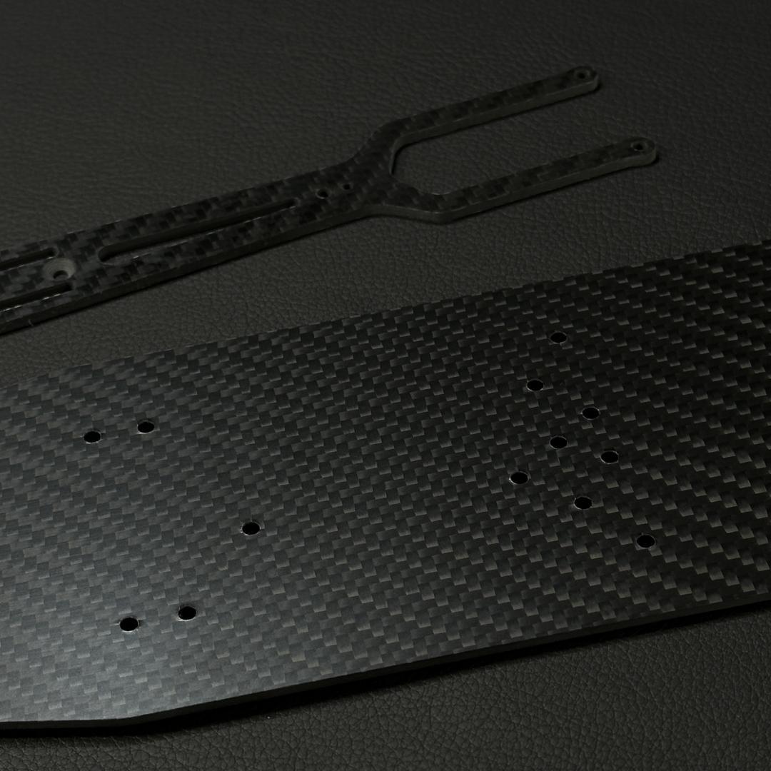 特注品 ヨコモ RD2.0 カーボンシャーシ 3.0mm + アッパ m2131