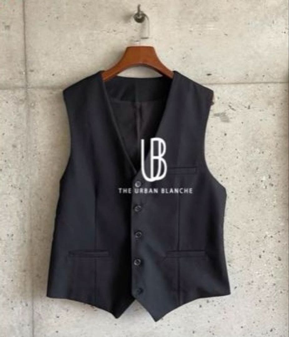 THE URBAN BLANCHE スーツ/タキシード