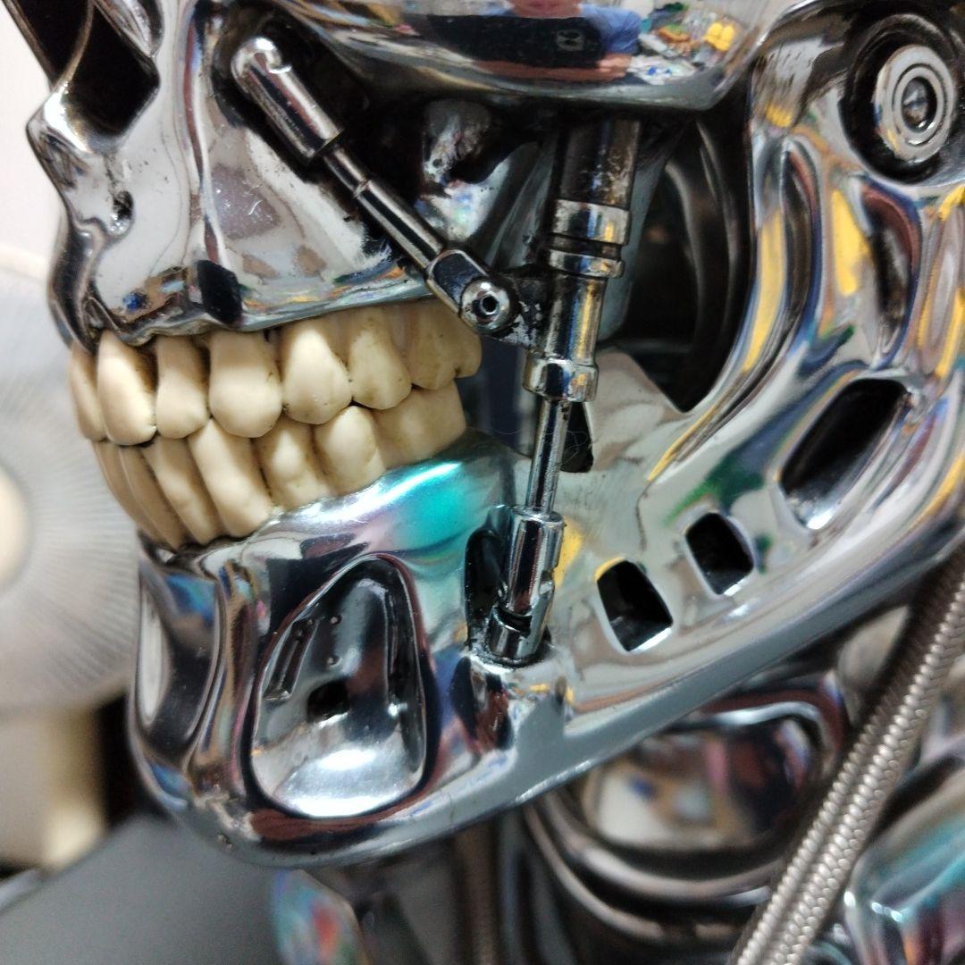 サイドショウ　ターミネーター2　T-800　エンドスケルトン1/1ヘッドレプリカ