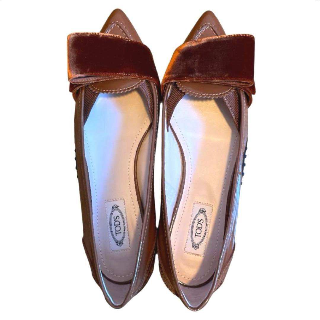 【美品】TOD'S トッズ パンプス フラット パテント エナメル キャメル