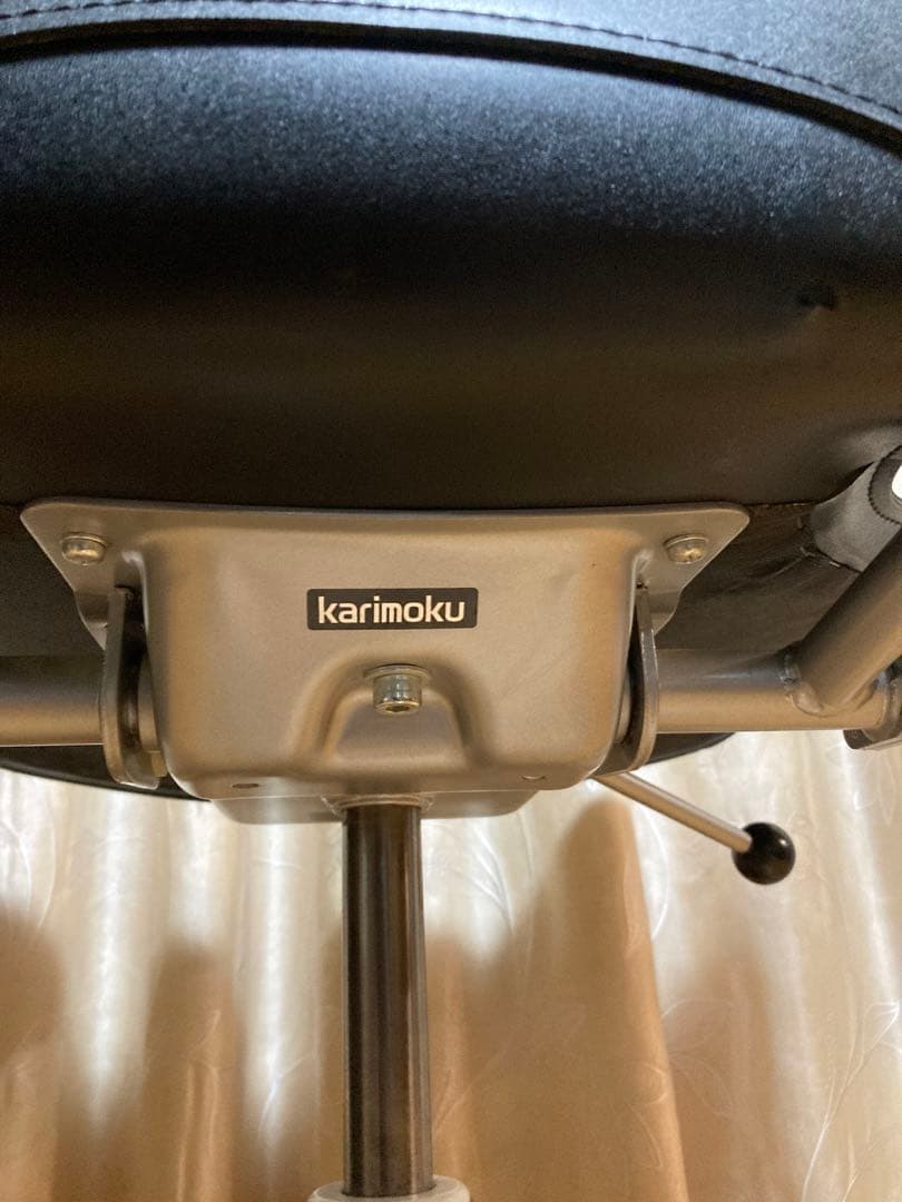 カリモク　karimoku XT 4310BJE チェア