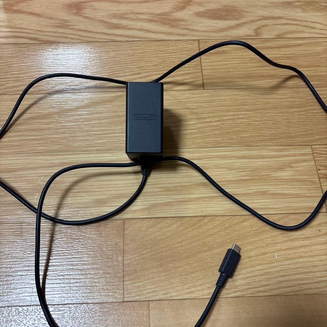 【ホリパッド付属】Nintendo Switch ネオンブルー、レッド