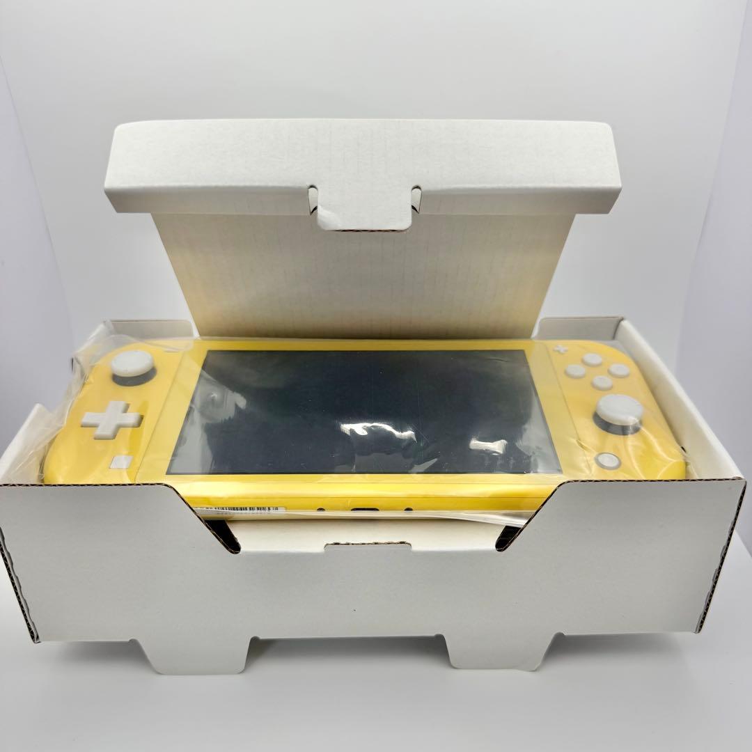 【極美品】Nintendo Switch Lite イエロー 29-1