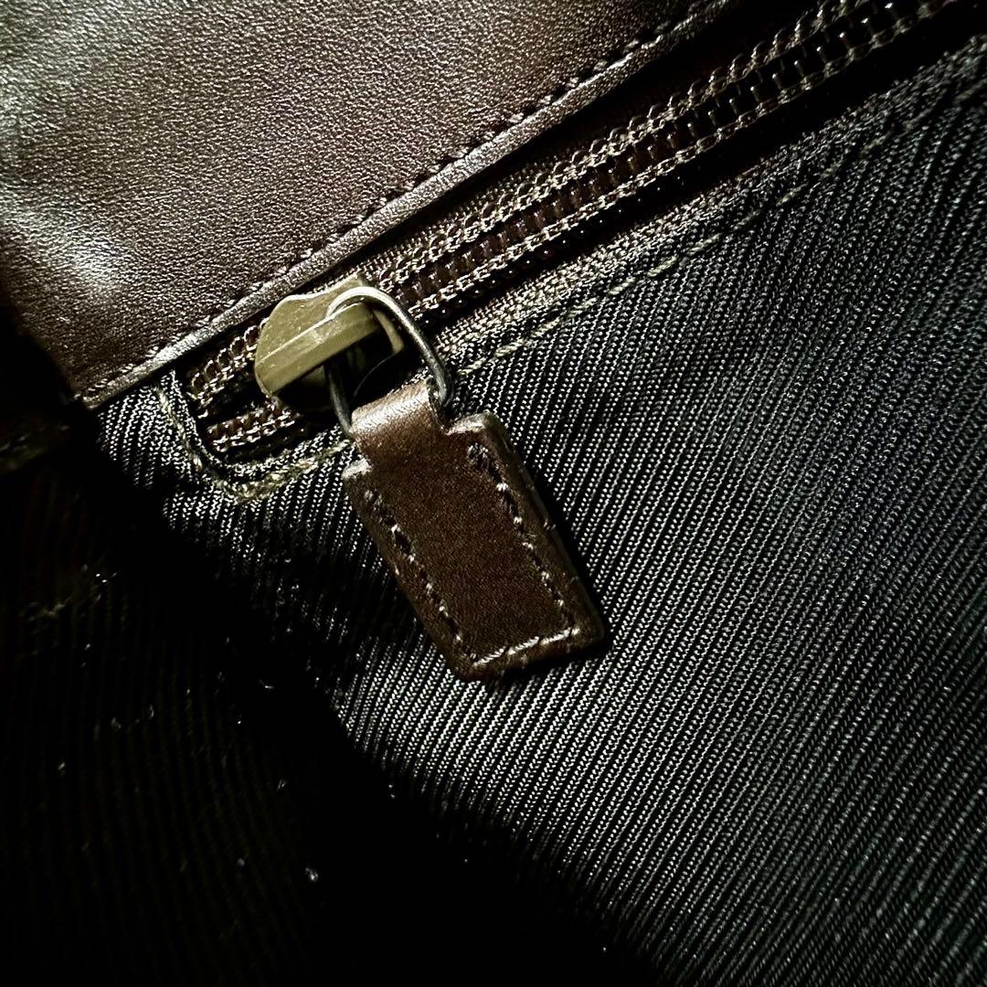 にじいろ様 GUCCI グッチ ショルダーバッグ サコッシュ GGパターン