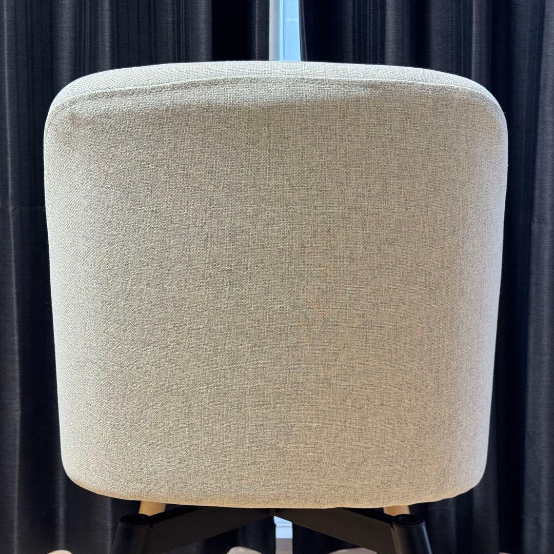 IKEA ヤンオロフ 2脚セット 回転ダイニングチェア ベージュ