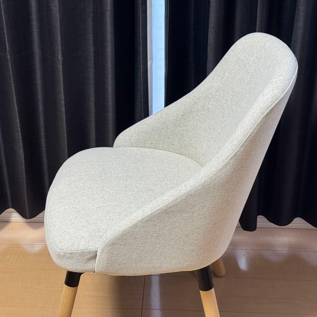 IKEA ヤンオロフ 2脚セット 回転ダイニングチェア ベージュ