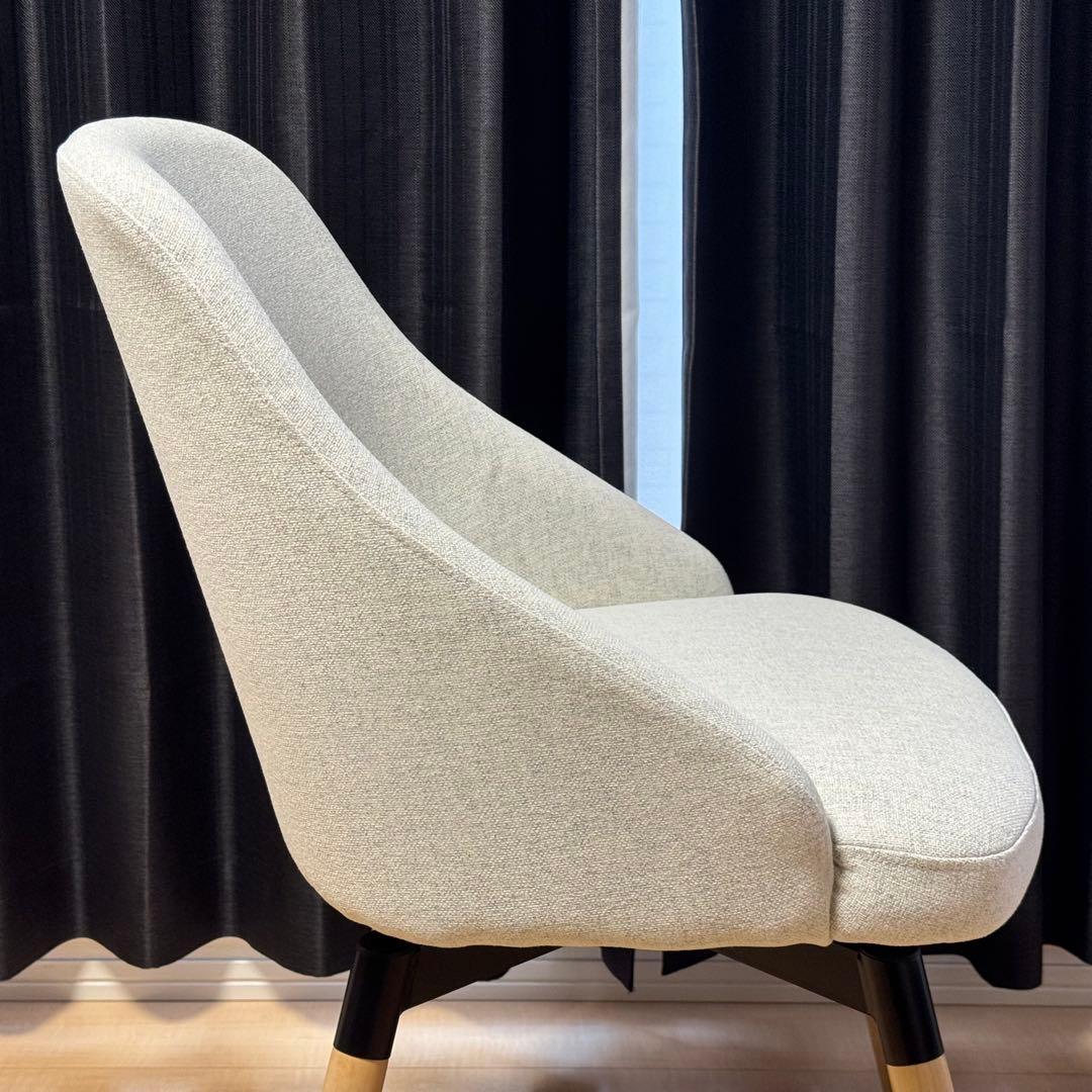 IKEA ヤンオロフ 2脚セット 回転ダイニングチェア ベージュ