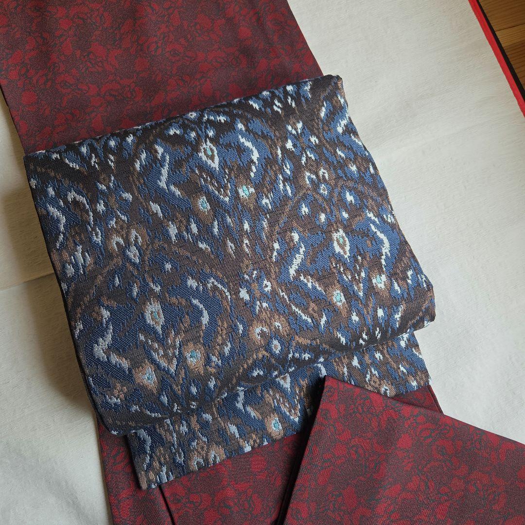 モダンな装いにも　上品な光沢を楽しむ　西陣名古屋帯