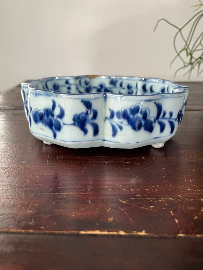 希少注文品　清朝期新渡　青花染付　輪花形捻り花　蝶虫　中国古玩　変形向付菓子鉢
