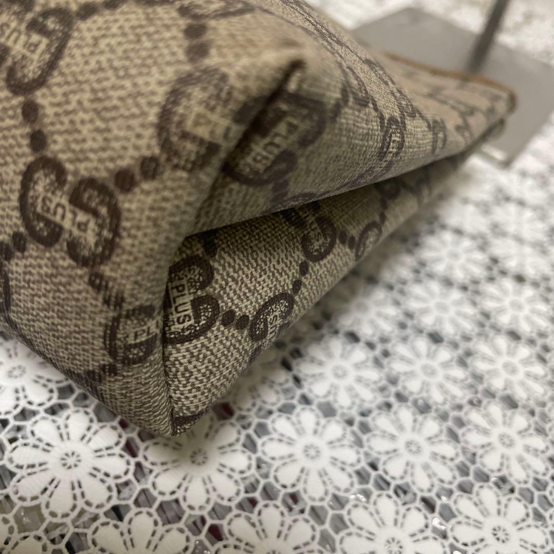 GUCCI PLUS GGパターン クラッチバッグ