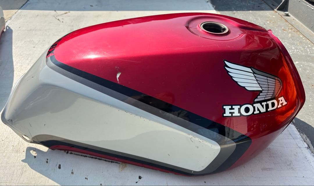 t*a様 CBX400F２型タンク　当時物