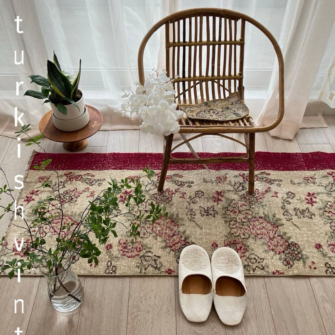 レッド✳︎60×151✳︎ フラワー　ローズ　ランナー　トルコヴィンテージラグ