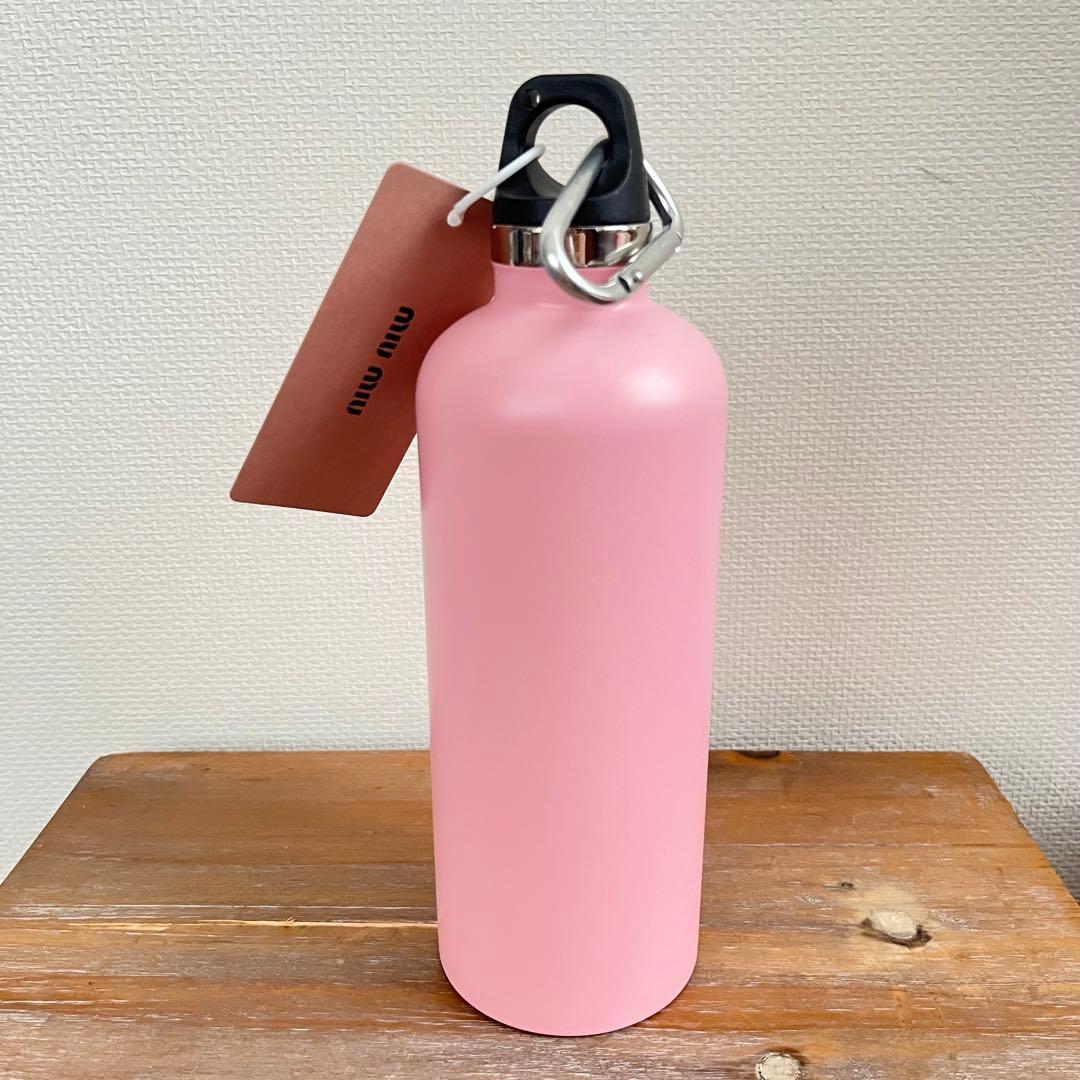 【新品未使用】miu miu ピンク 水筒とポーチ タンブラー カラビナ♡超レア