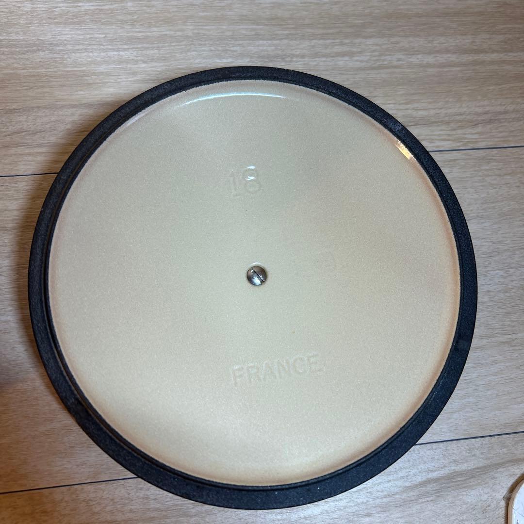 ルクルーゼ　ココットロンド　18cm チェリーレッド　両手鍋　鍋