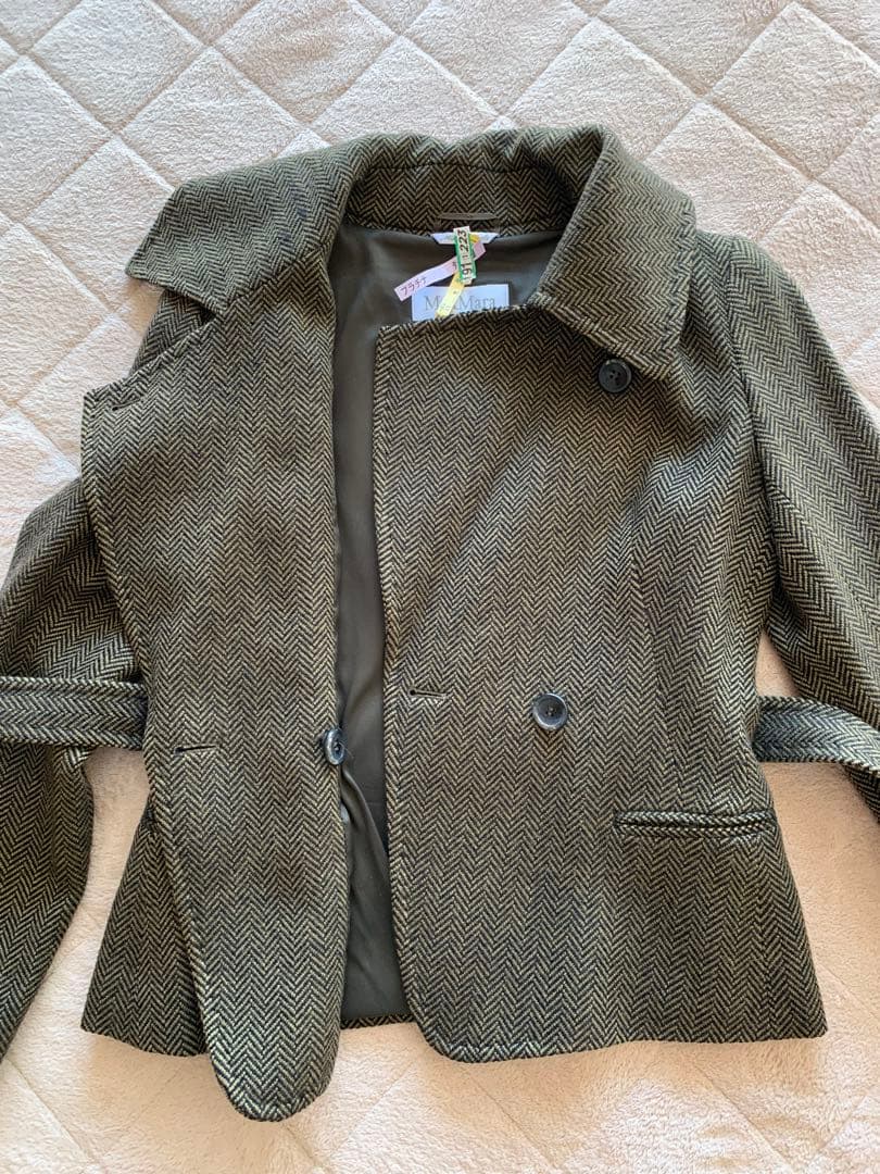 マックスマーラMAXMARAツイード ショートコートジャケット白タグ40カシミヤ