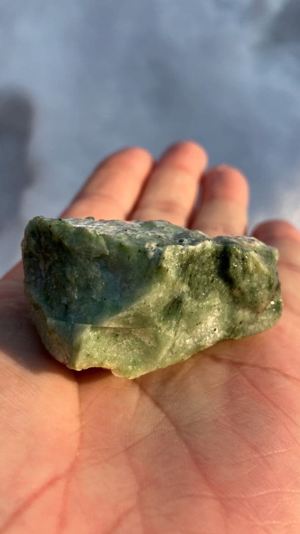 日高翡翠　原石