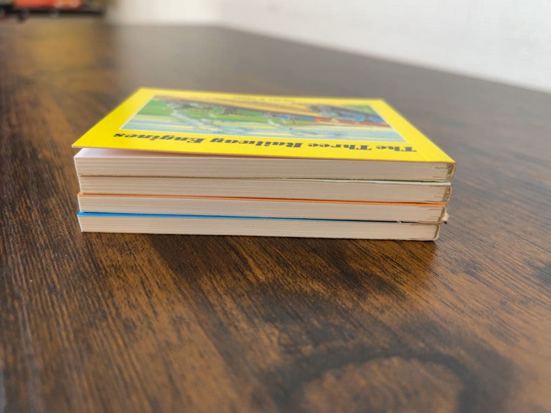 希少品　機関車トーマス　ビンテージ　ミニ絵本　4冊　海外版