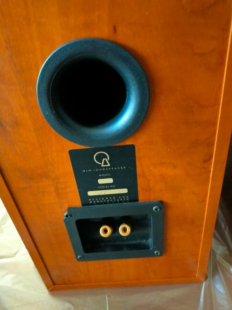 QLN 601 スウェーデン製 スピーカー
