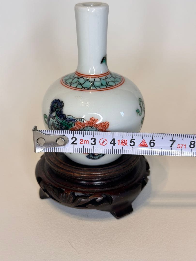 水芙蓉」中国古董 乾隆年製款　五彩瑞獣文小花瓶 賞瓶　茶道具　香道具 清代