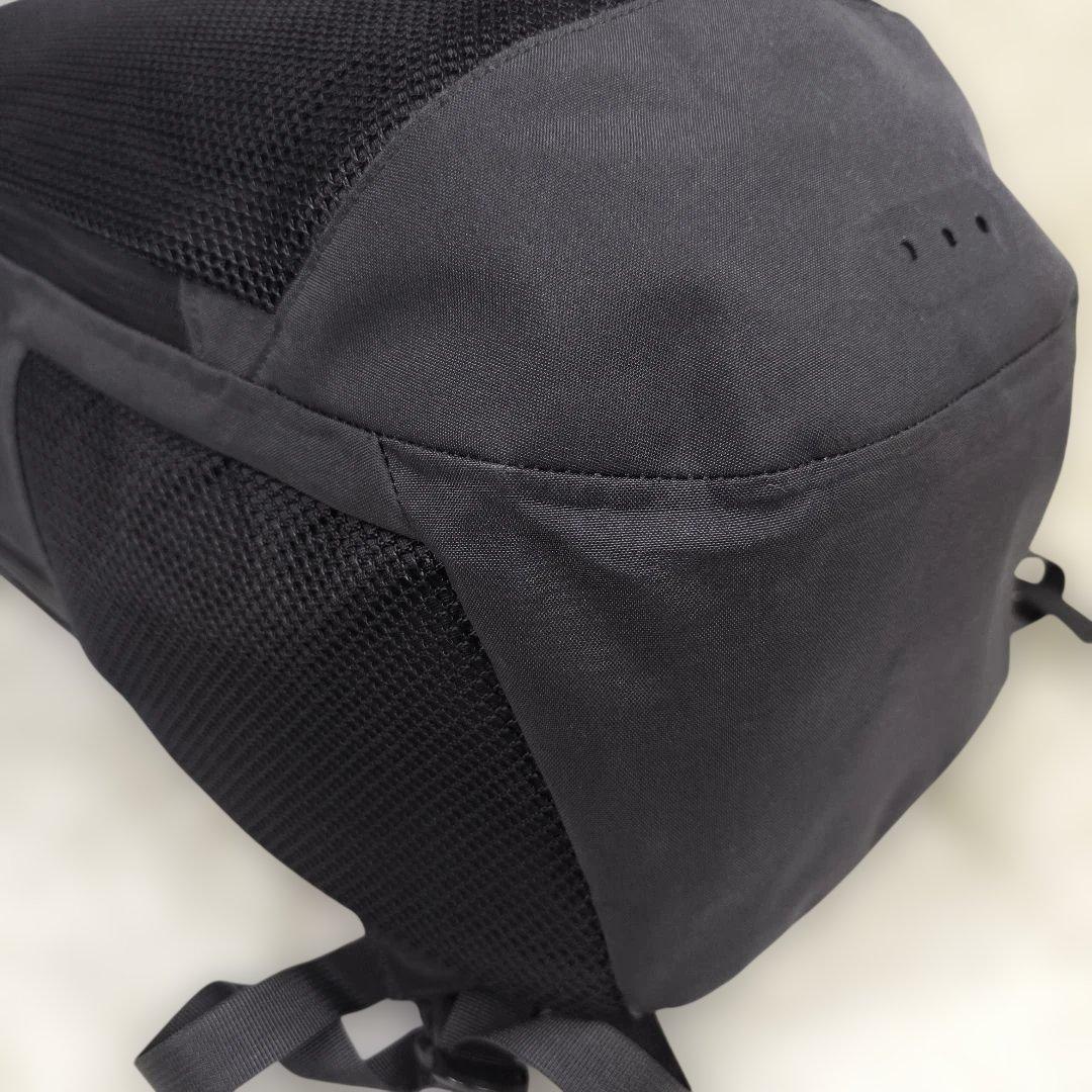 廃番極美品✨ パタゴニア プレーニング ディバイダー リュック 30L 防水 黒