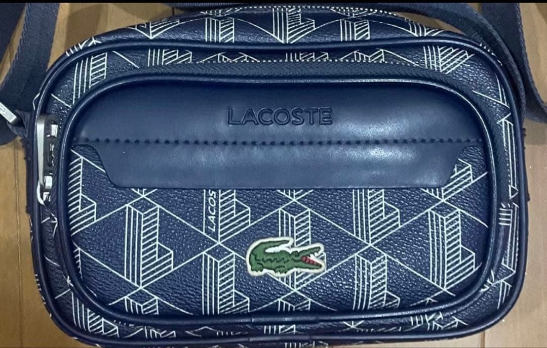 バムケロLACOSTE ラコステ モノグラム ショルダーバッグ ネイビー