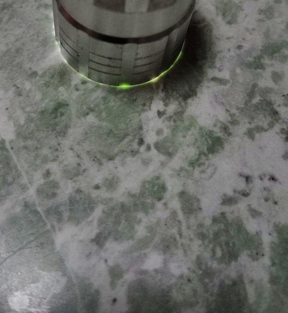 ★翡翠原石★糸魚川硬玉【横川・カット〜磨き❶1.1kg】