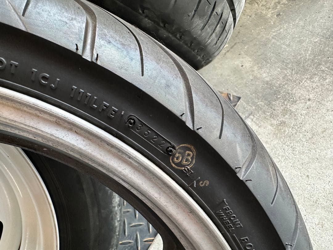 イグマ様 前後セット　ジェイド250 タイヤホイール