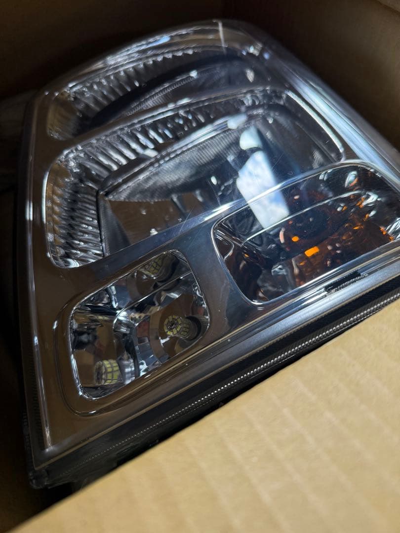 美品　64エブリイ系後期　ヘッドライト 2個セット