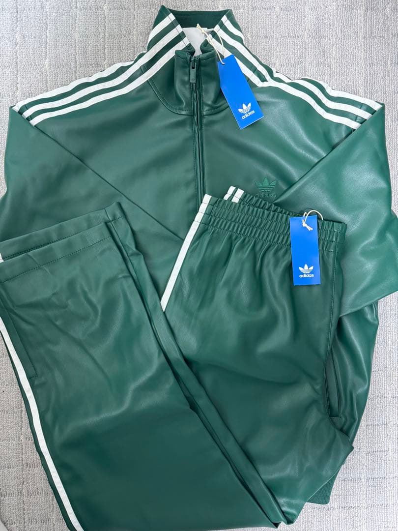 アディダストラックジャケット　スーツパンツ　フェイクレザー　２XL セットアップ